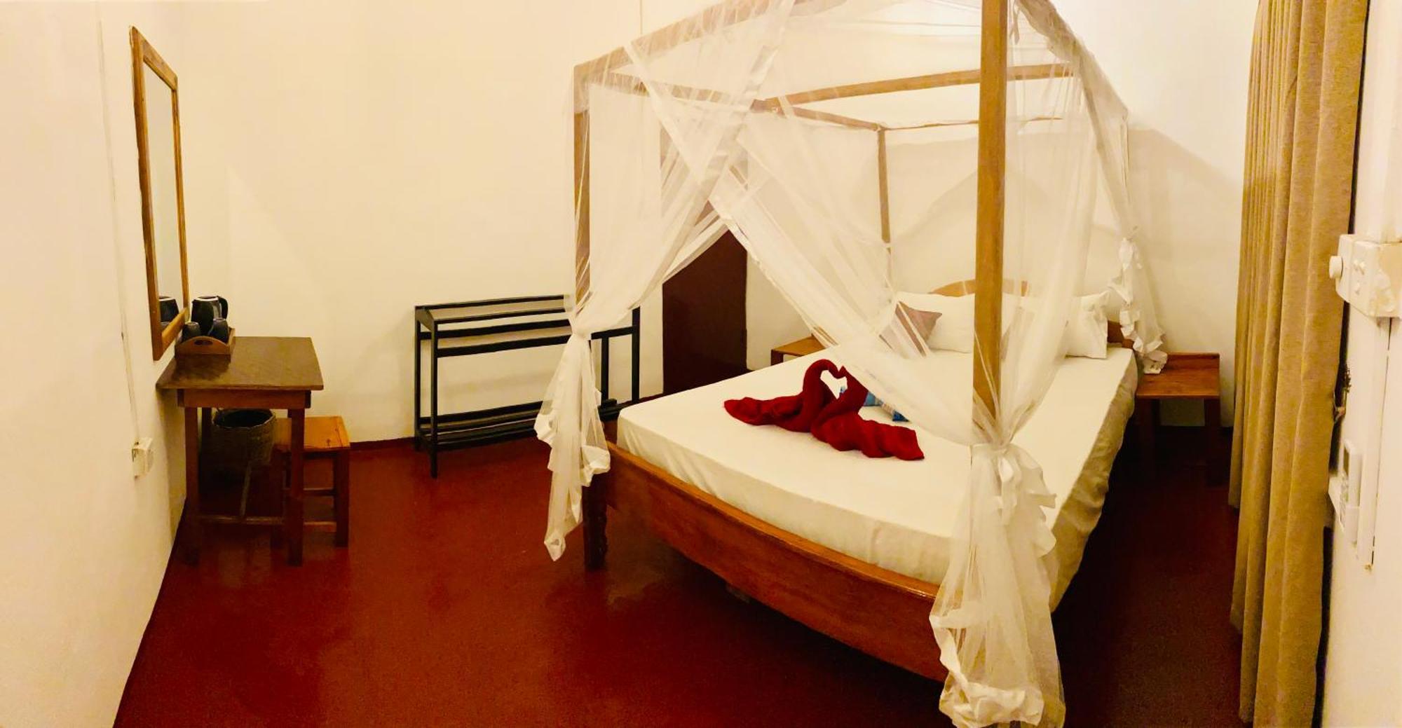Tropicana Home Stay Arugam Bay Exterior photo